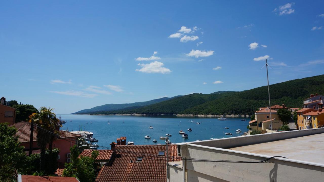 Apartment Rosanna - Intermezzo In Center Of Rabac Bagian luar foto