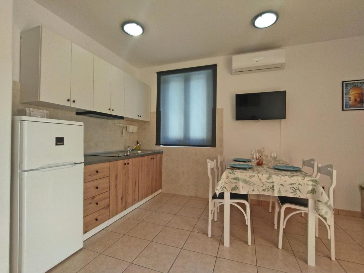 Apartment Rosanna - Intermezzo In Center Of Rabac Bagian luar foto